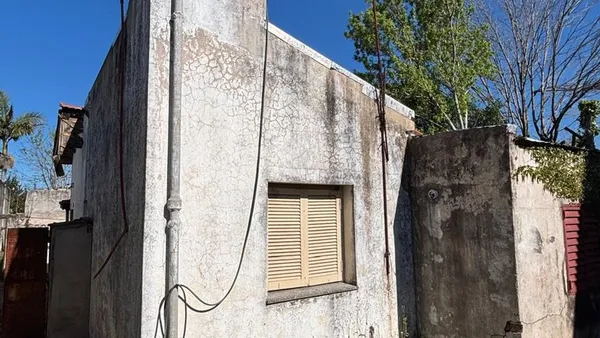 Casa en 49 E/ 131 y 132 1800