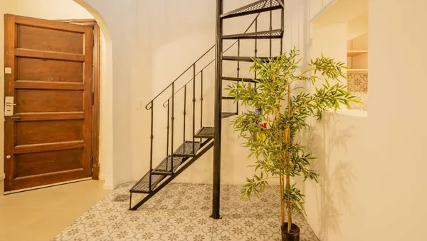 Departamento en Teniente General Juan Domingo Perón 1200