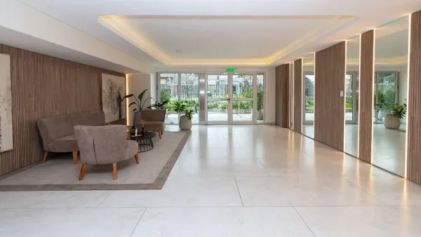 Departamento en Avenida Lastra 4200