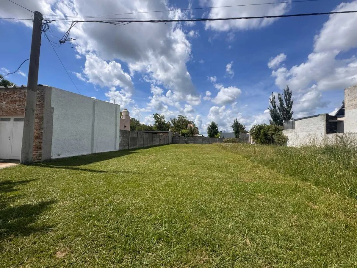 Lote en Doctor Arturo Frondizi 400