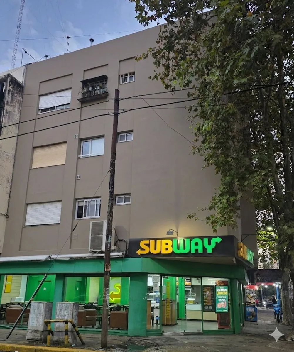 Departamento en Alvear 700