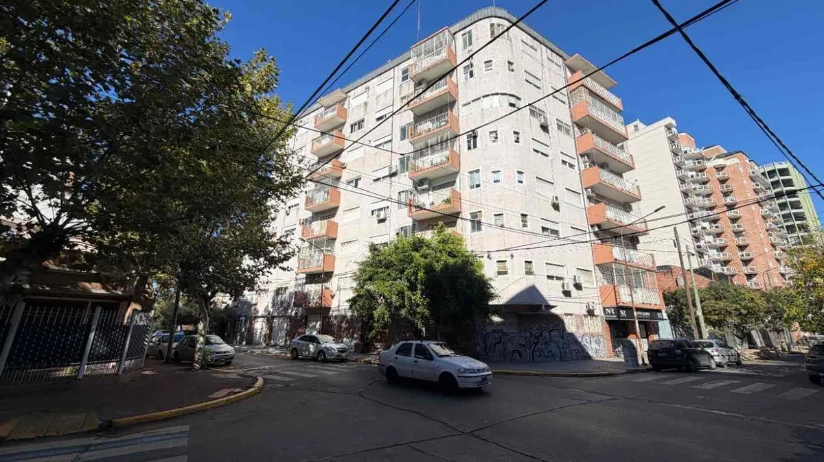 Departamento en Sargento Cabral 200