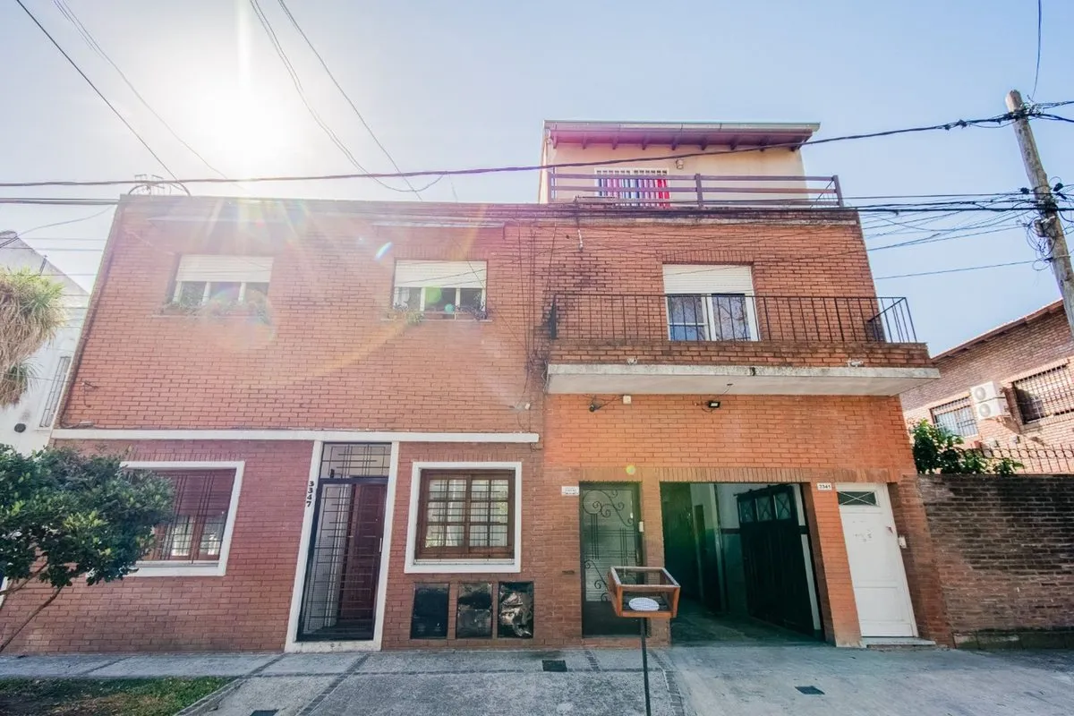 P H en Alferez Hipólito Bouchard 3300