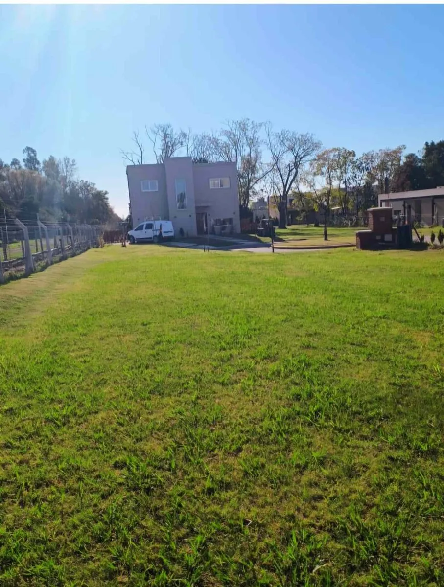 Lote en Almirante Guillermo Brown 4200