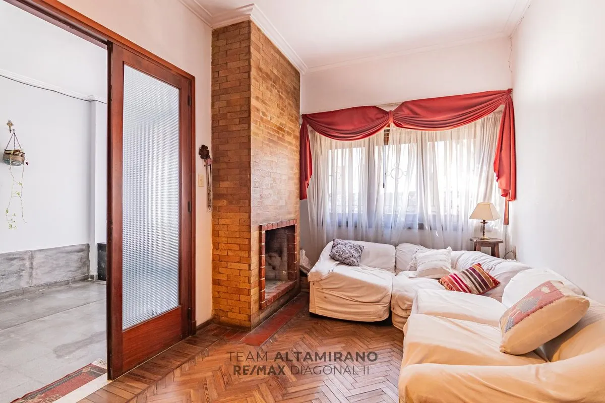 Casa en 4 Entre Diagonal 73 y 62 300