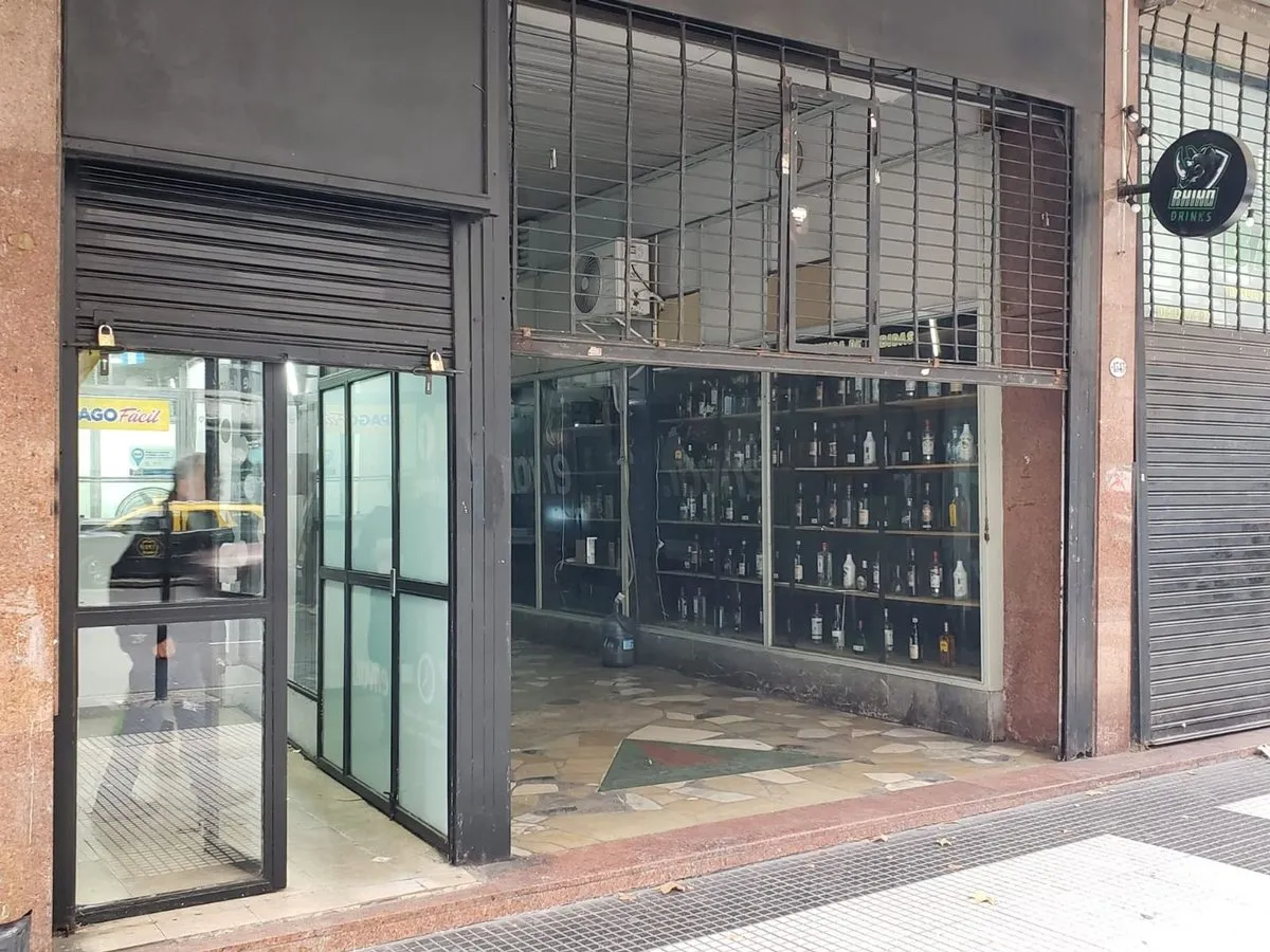 Local Comercial en Avenida de Mayo 1300