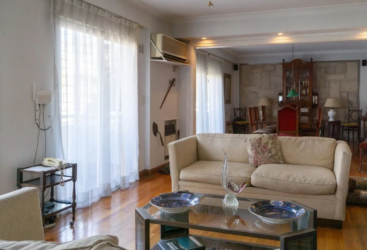 Departamento en Aristóbulo del Valle 100