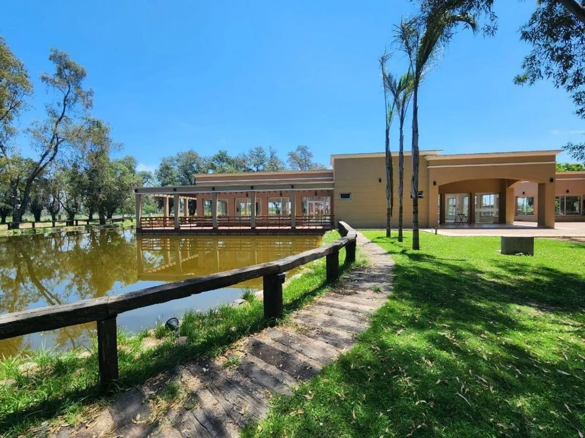 Lote en Blas Parera S/N