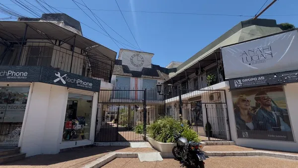 Local Comercial en Avenida Rafael Núñez 4600