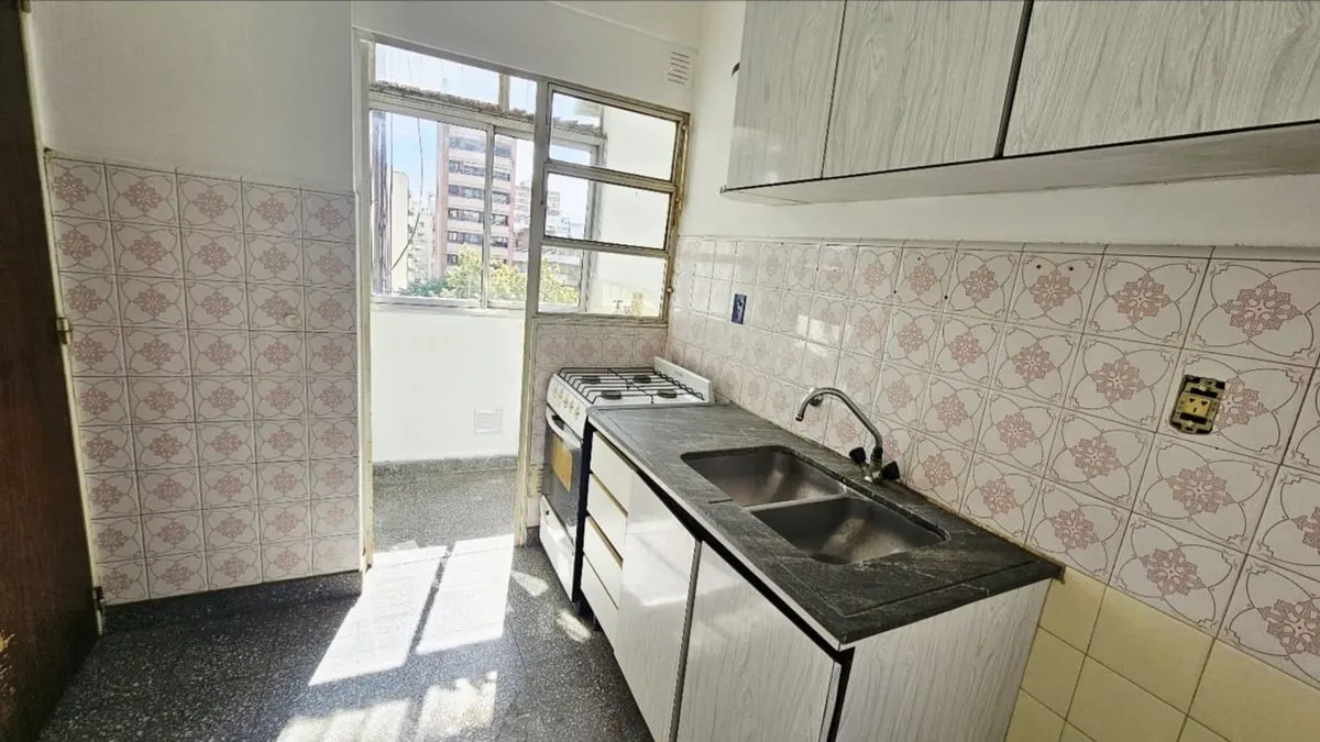 Departamento en Pedro Ignacio Rivera 2900