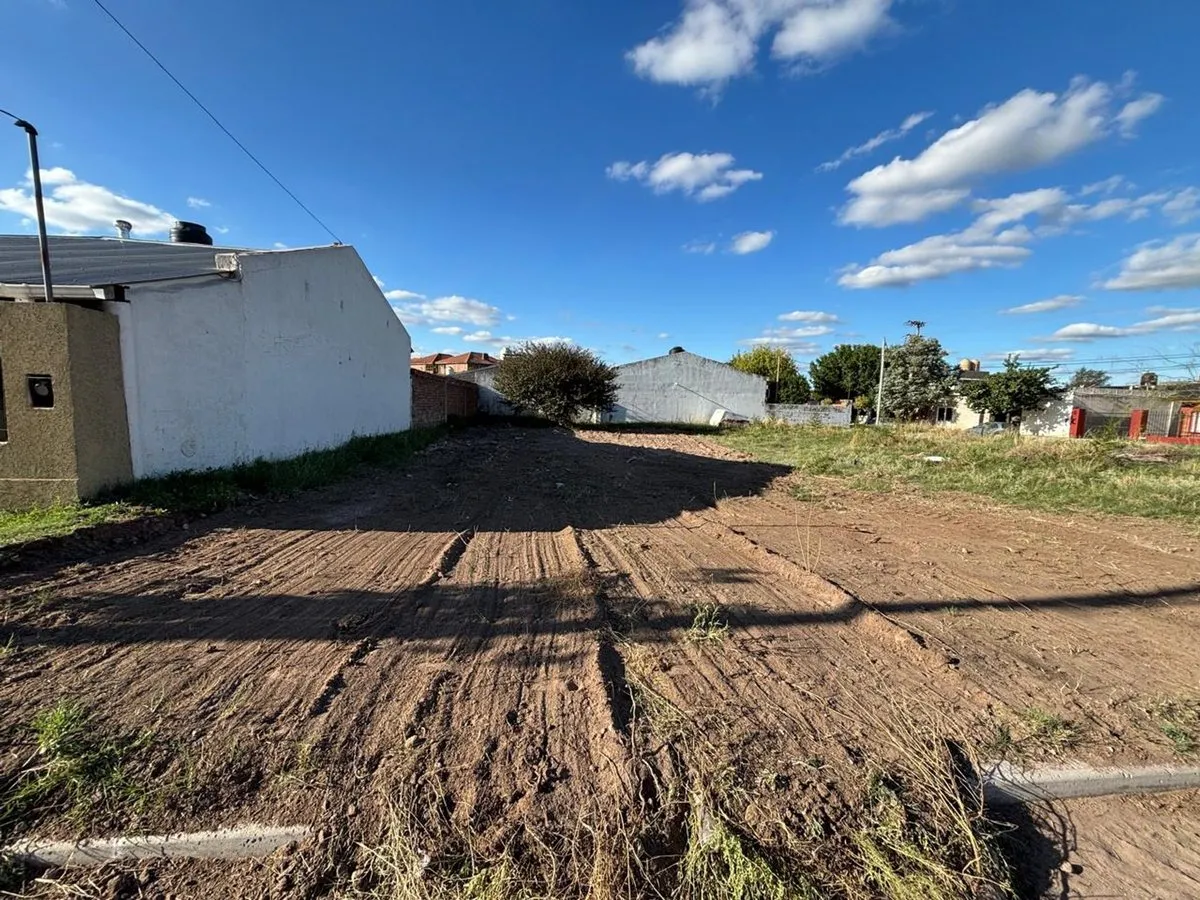 Lote en Arturo Cavero S/N