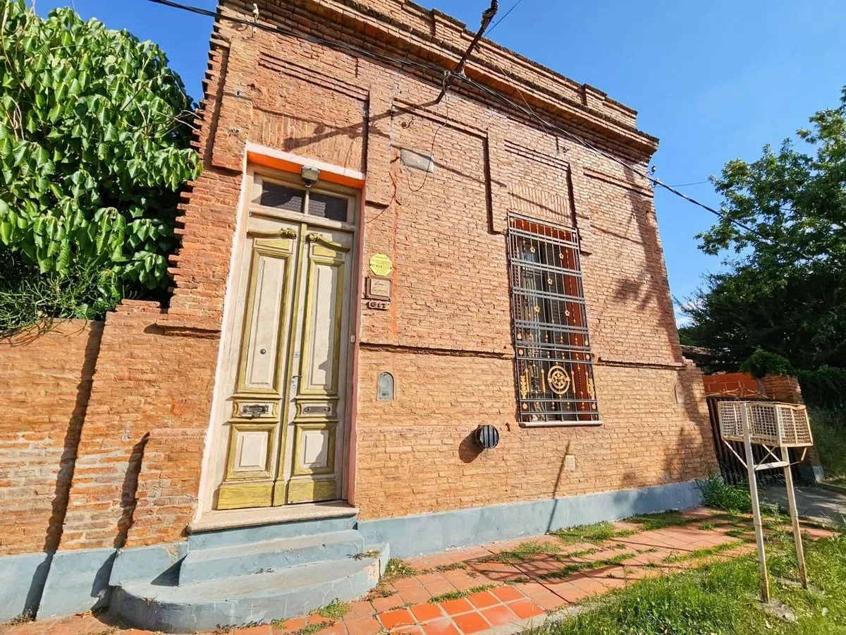 Casa en 25 de Mayo 800
