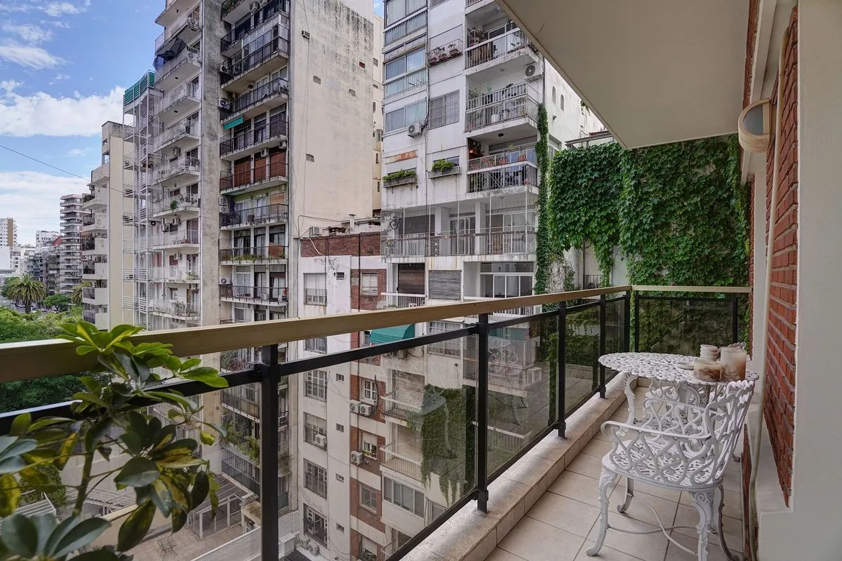 Departamento en Cabello 3400