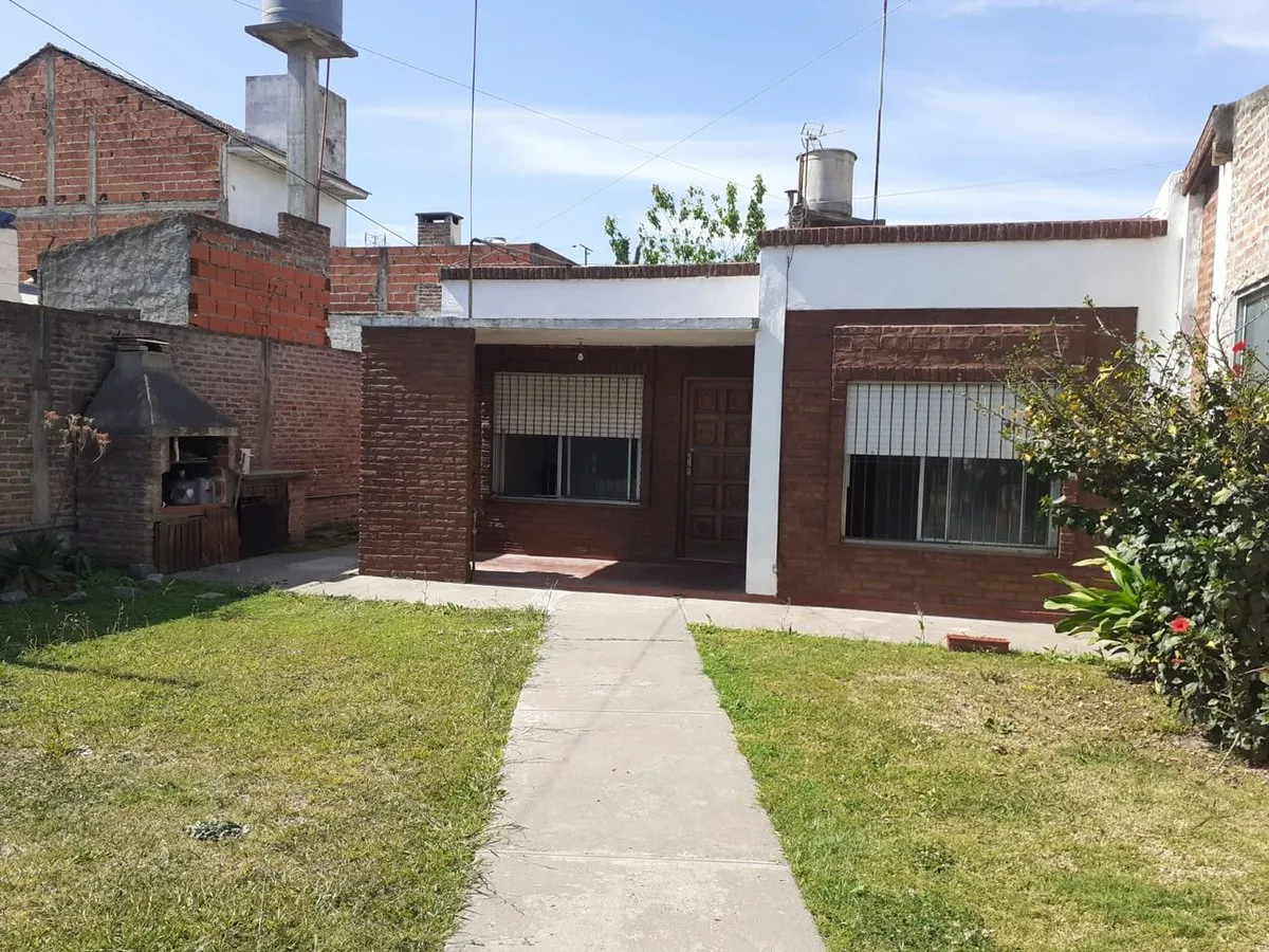 Casa en Vucetich 200