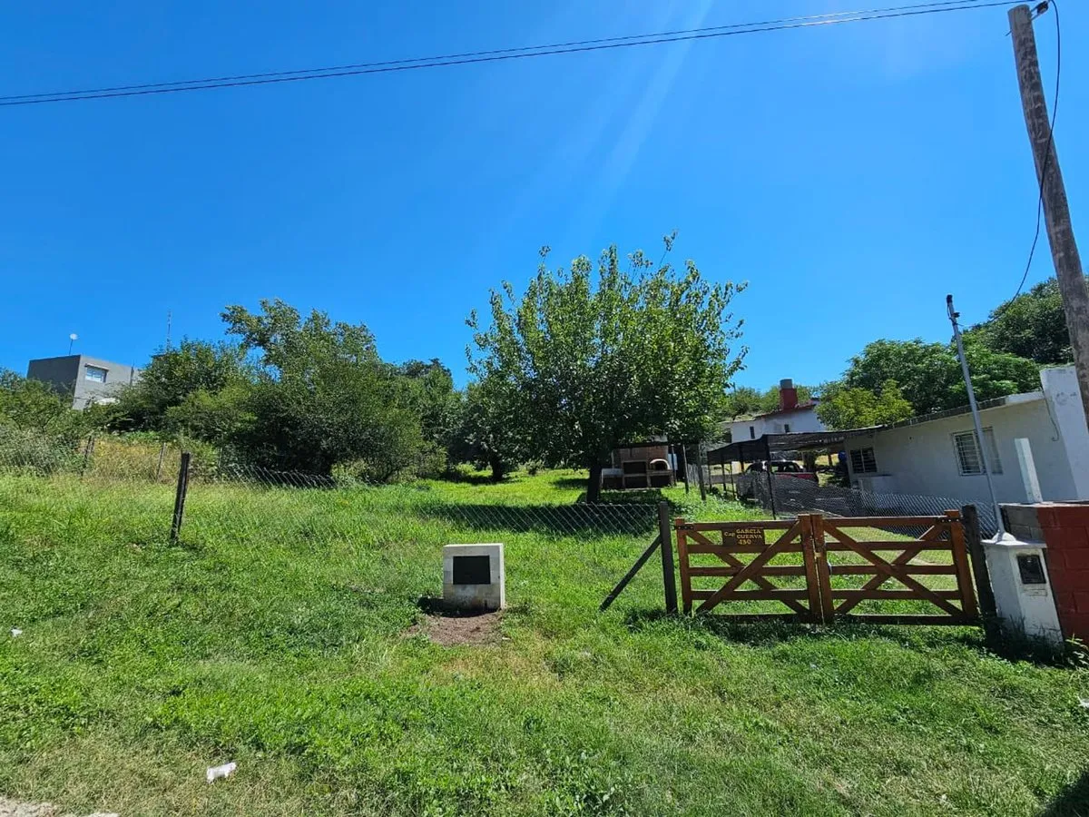 Lote en Capitán García Cuerva 400