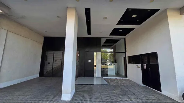 Departamento en Avenida Alvear 200