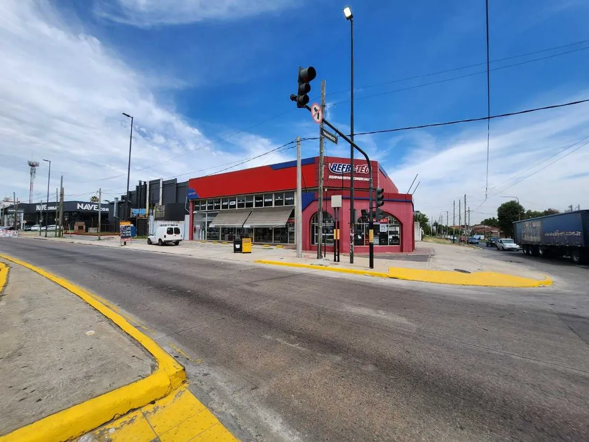 Galpon en Calchaqui 2600