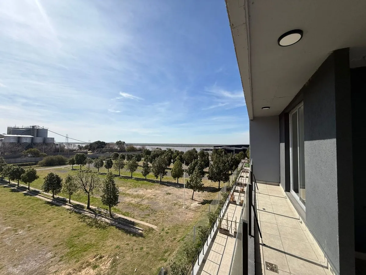 Departamento en Julio A. Roca 600