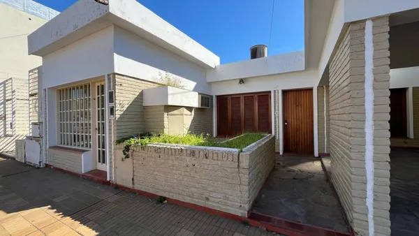 Casa en Benítez 200