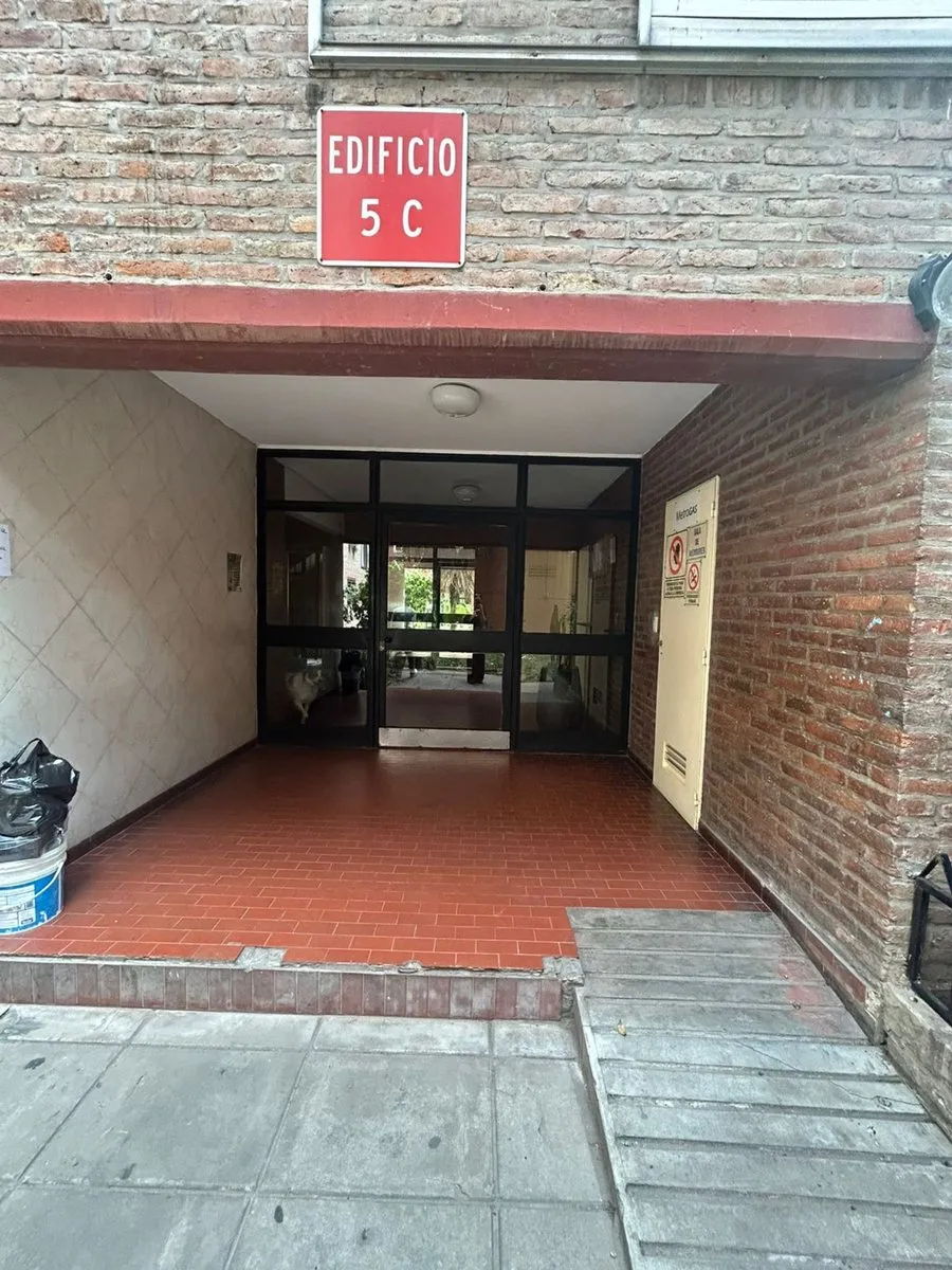 Departamento en Avenida Castañares 4700