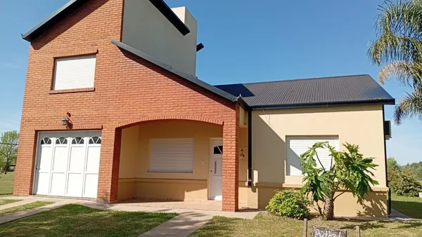 Casa en Ruta Nacional 130 100