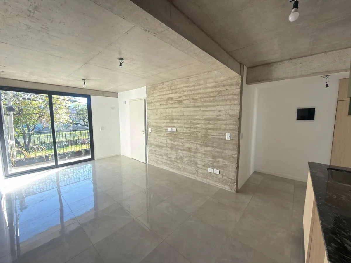 Departamento en Sarmiento 200