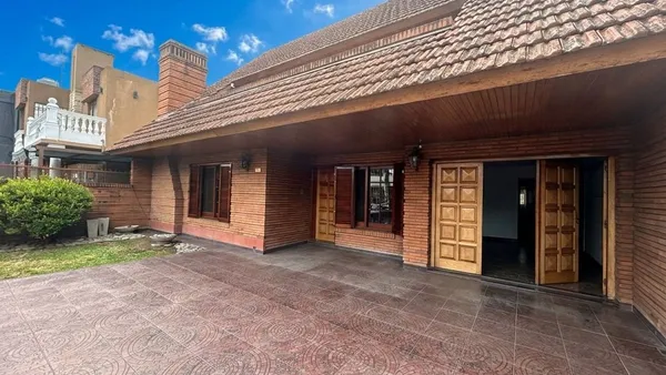 Casa en 18 de Octubre 900