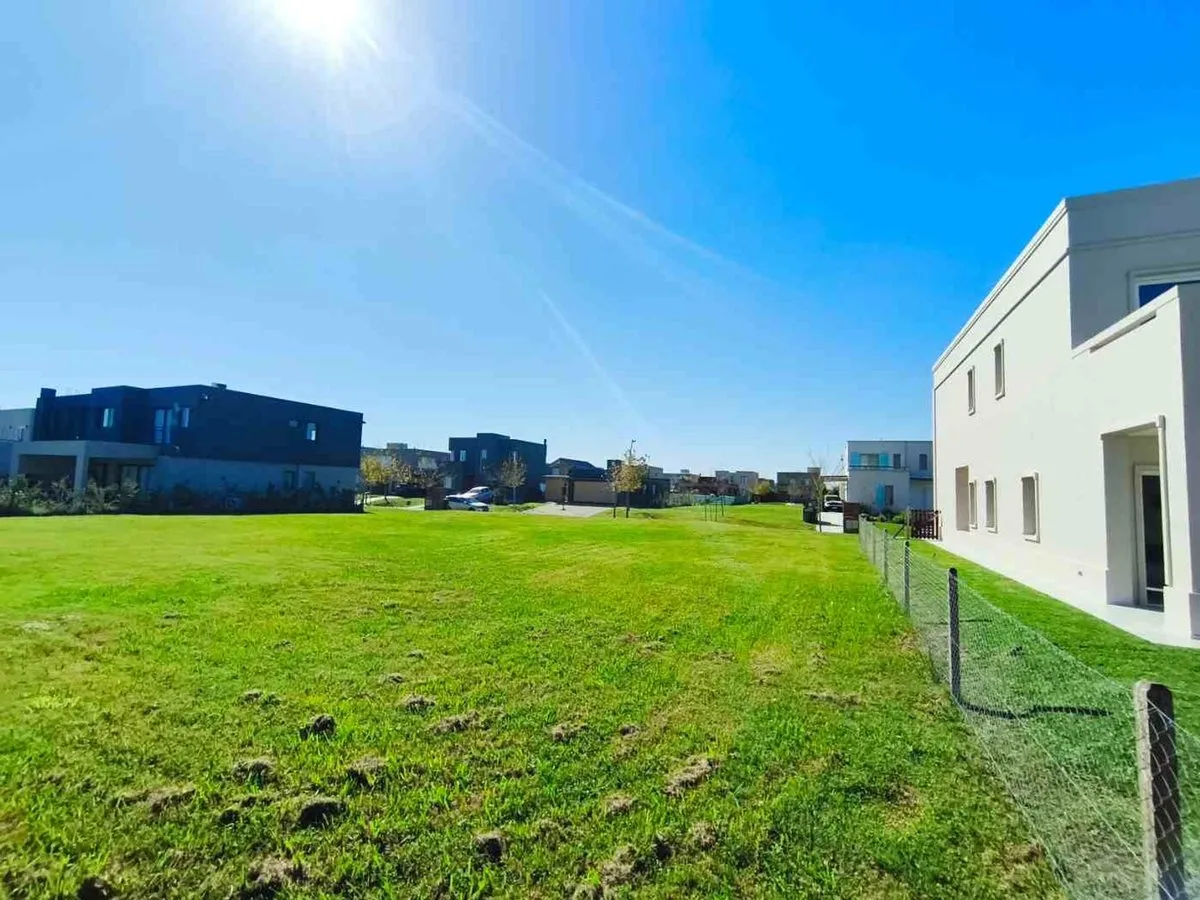 Lote en Avenida de los Lagos 0