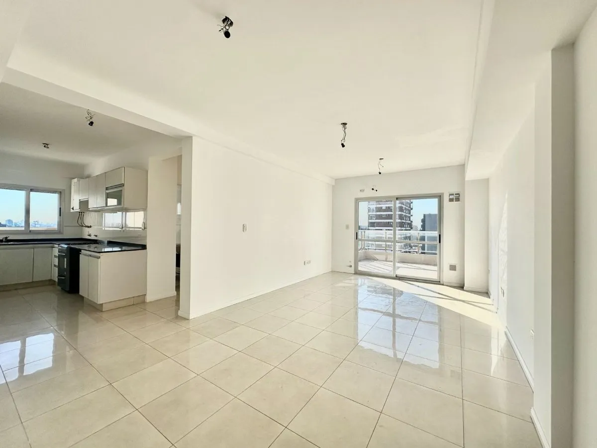Departamento en Avenida Rivadavia 9800