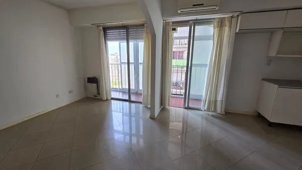 Departamento en Matheu 1700