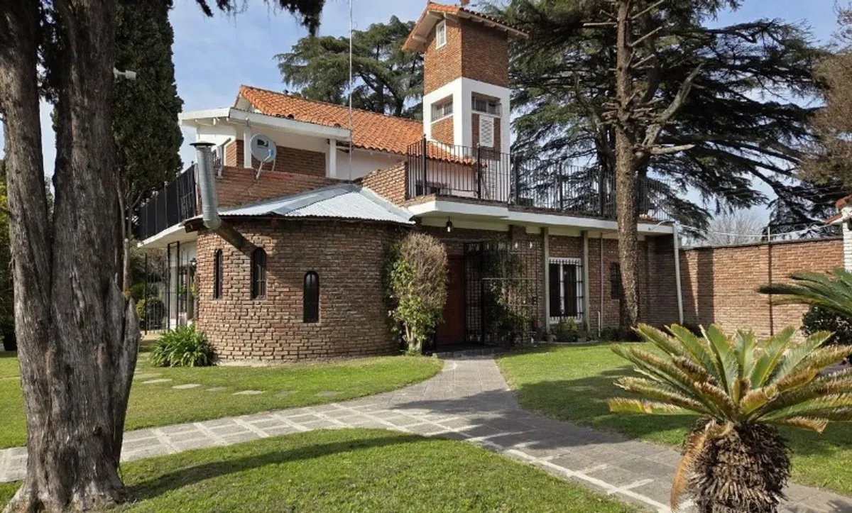 Casa en Intendente Juan Irigoin 2400