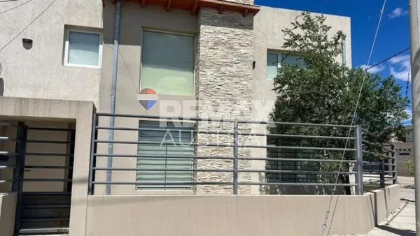 Casa en San Lorenzo 2300