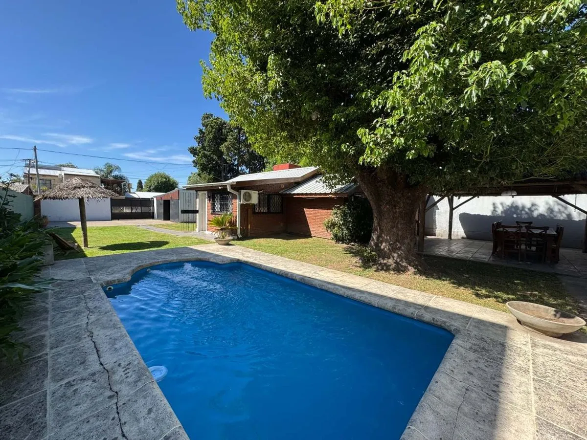 Casa en Calle 16 900