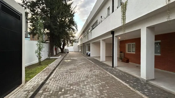 Casa en De la Tradición 2300
