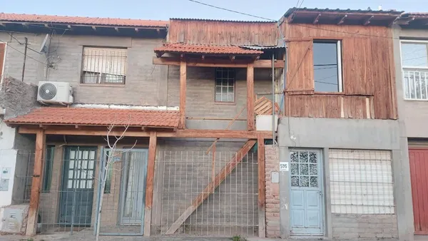 Casa en Reconquista 500