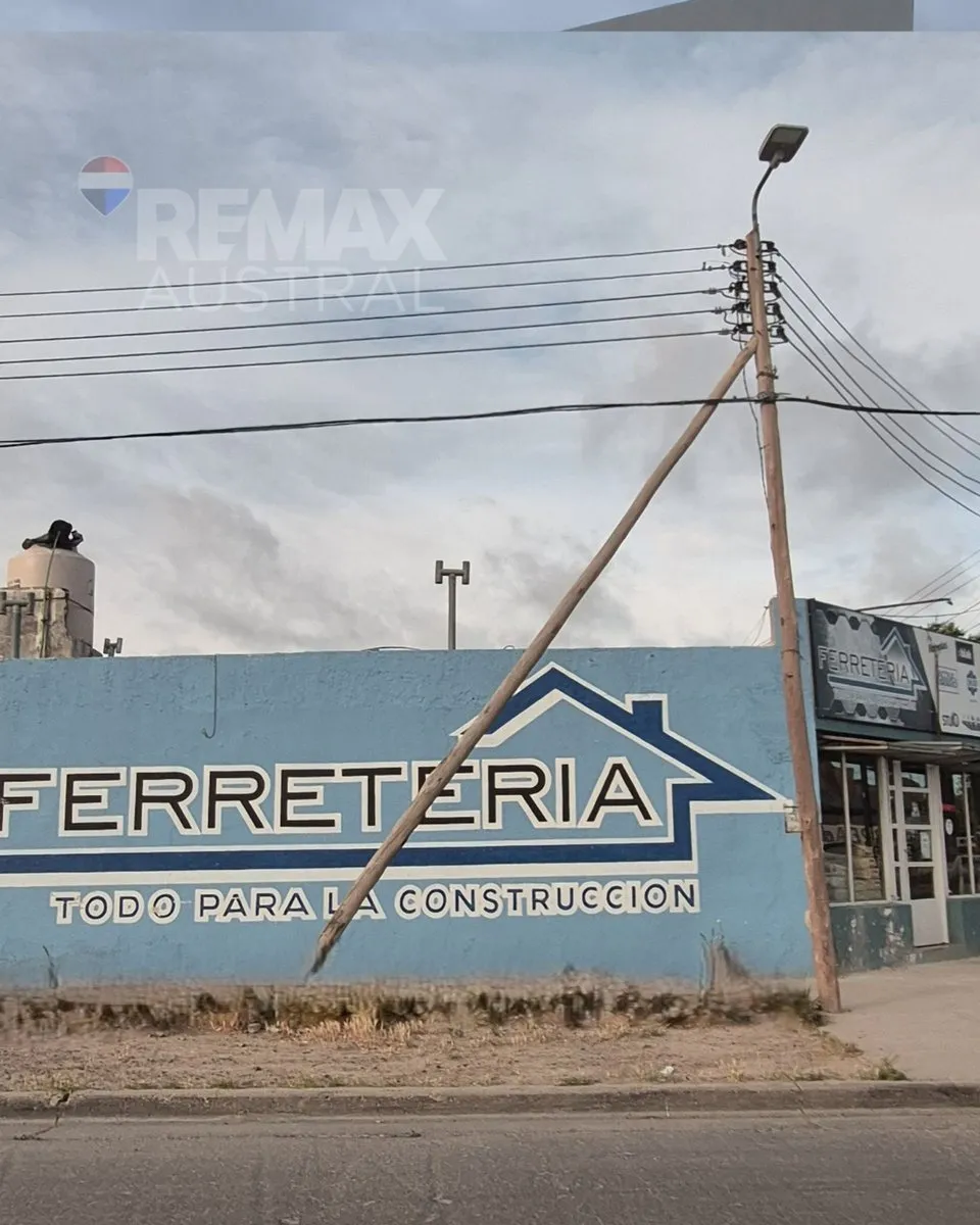 Local Comercial en Avenida John F. Kennedy 2900