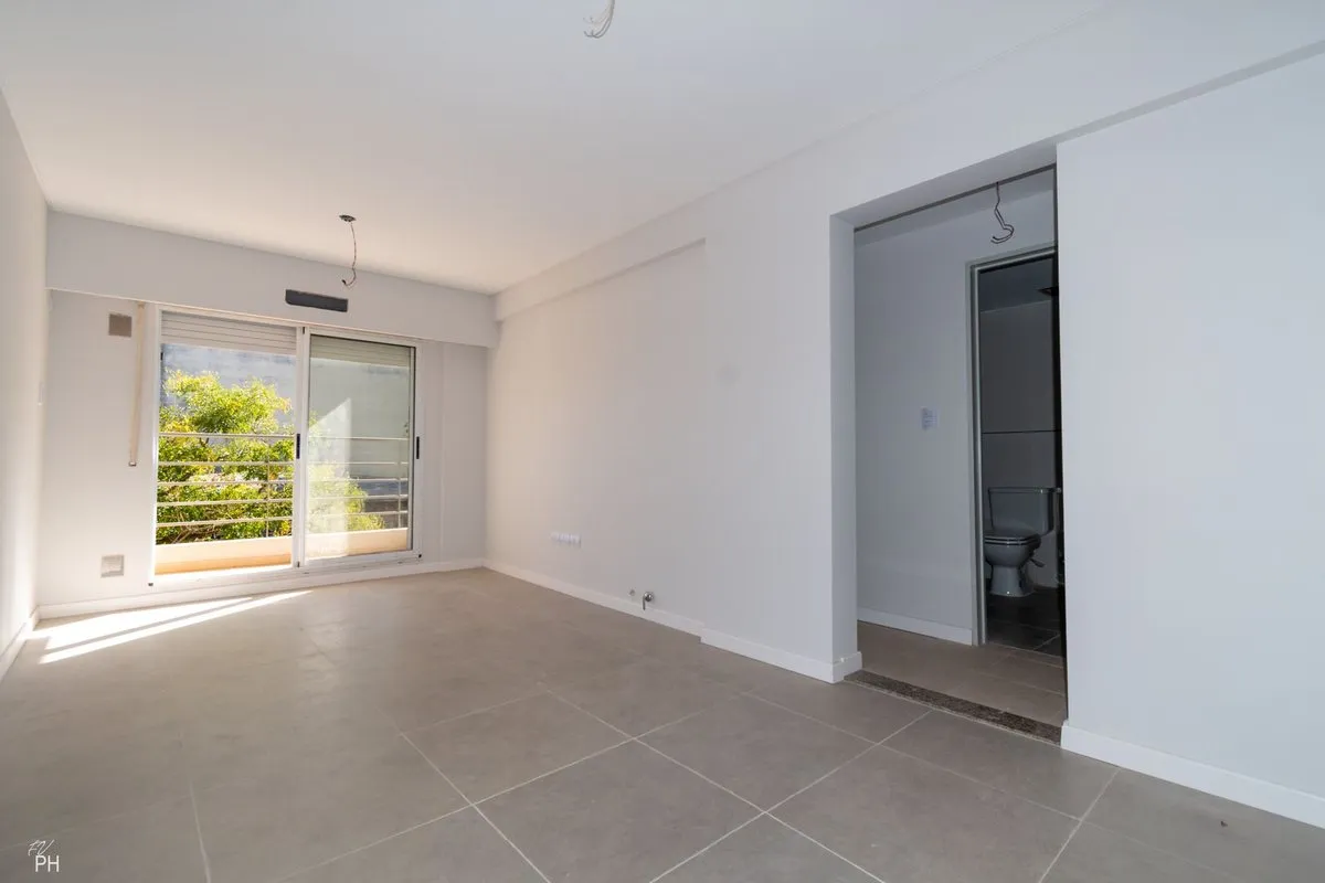 Departamento en San Martín y Amenabar 3000