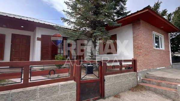 Casa en Lago Muster 800