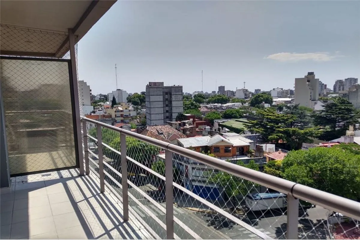 Departamento en Av. Directorio 3500
