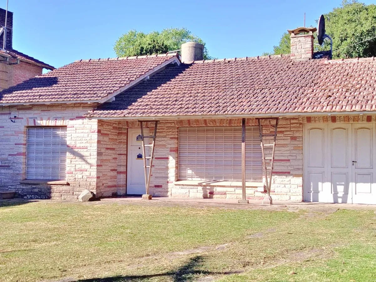 Casa en Avenida José Manuel Estrada 6400