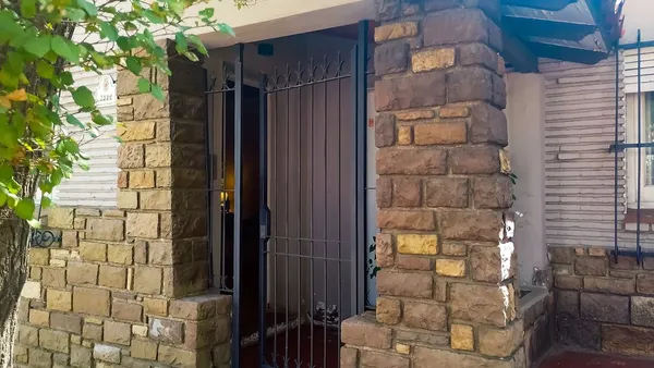 Casa en Avenida Bandera de los Andes 2100