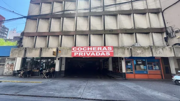 Cochera en San Lorenzo 1000