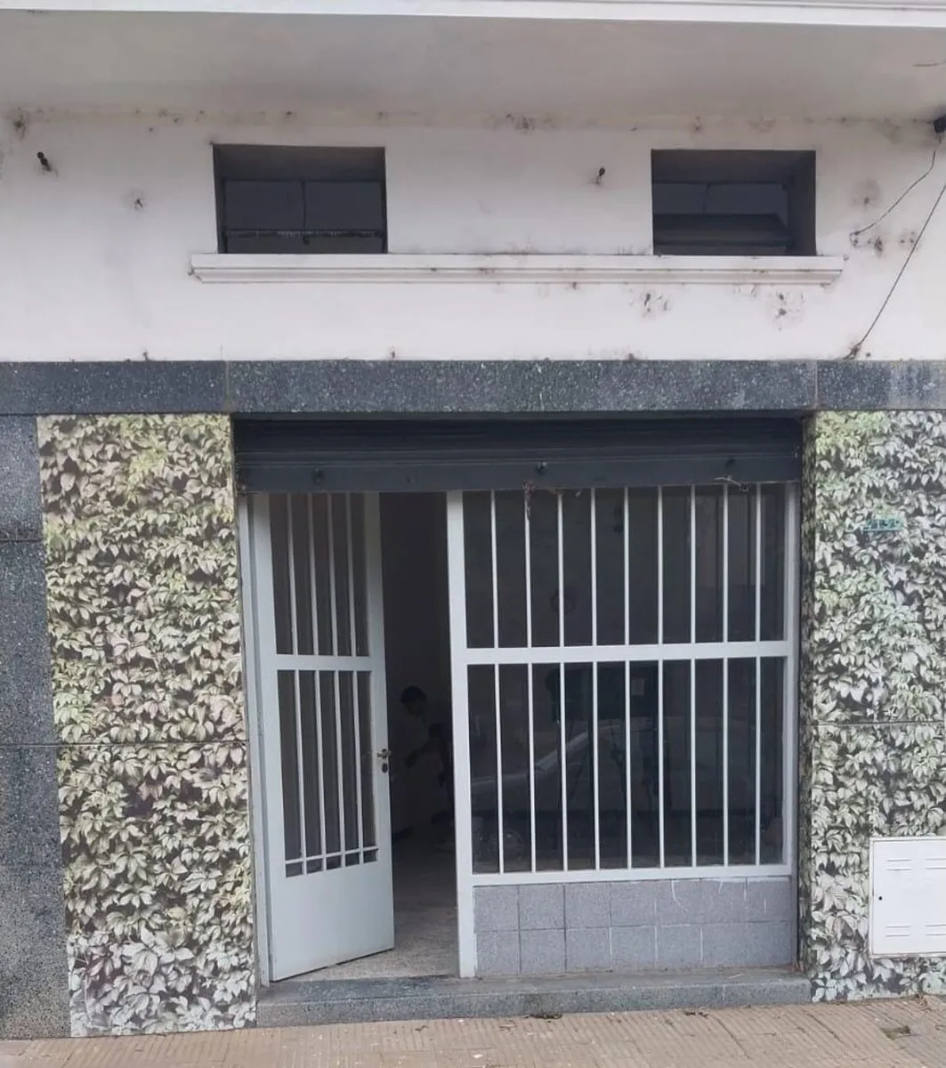 Local Comercial en Avenida Facundo Zuviría 4100