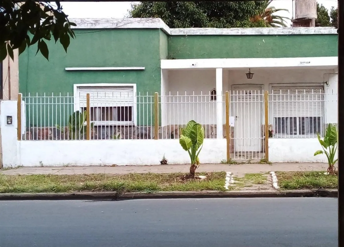 Casa en 2 de Abril de 1982 600