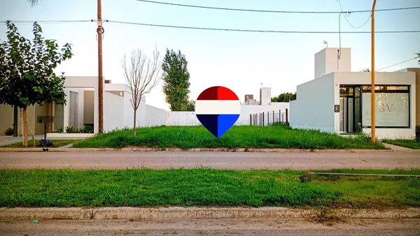 Lote en Boulevard Buenos Aires 2100