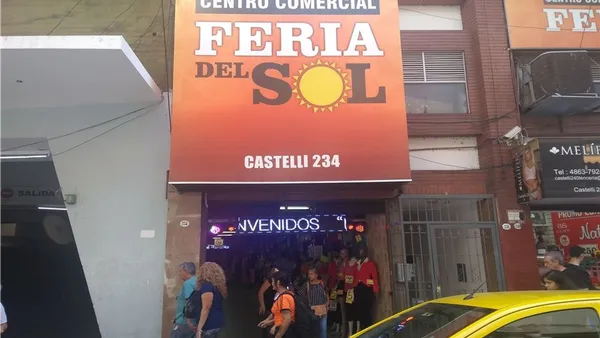 Local Comercial en Castelli 200