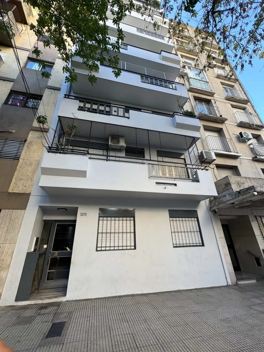 Departamento en Avenida Hipólito Yrigoyen 3300