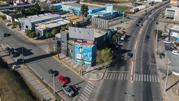 Local Comercial en Avenida Colón 4700