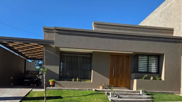 Casa en La Plata 500