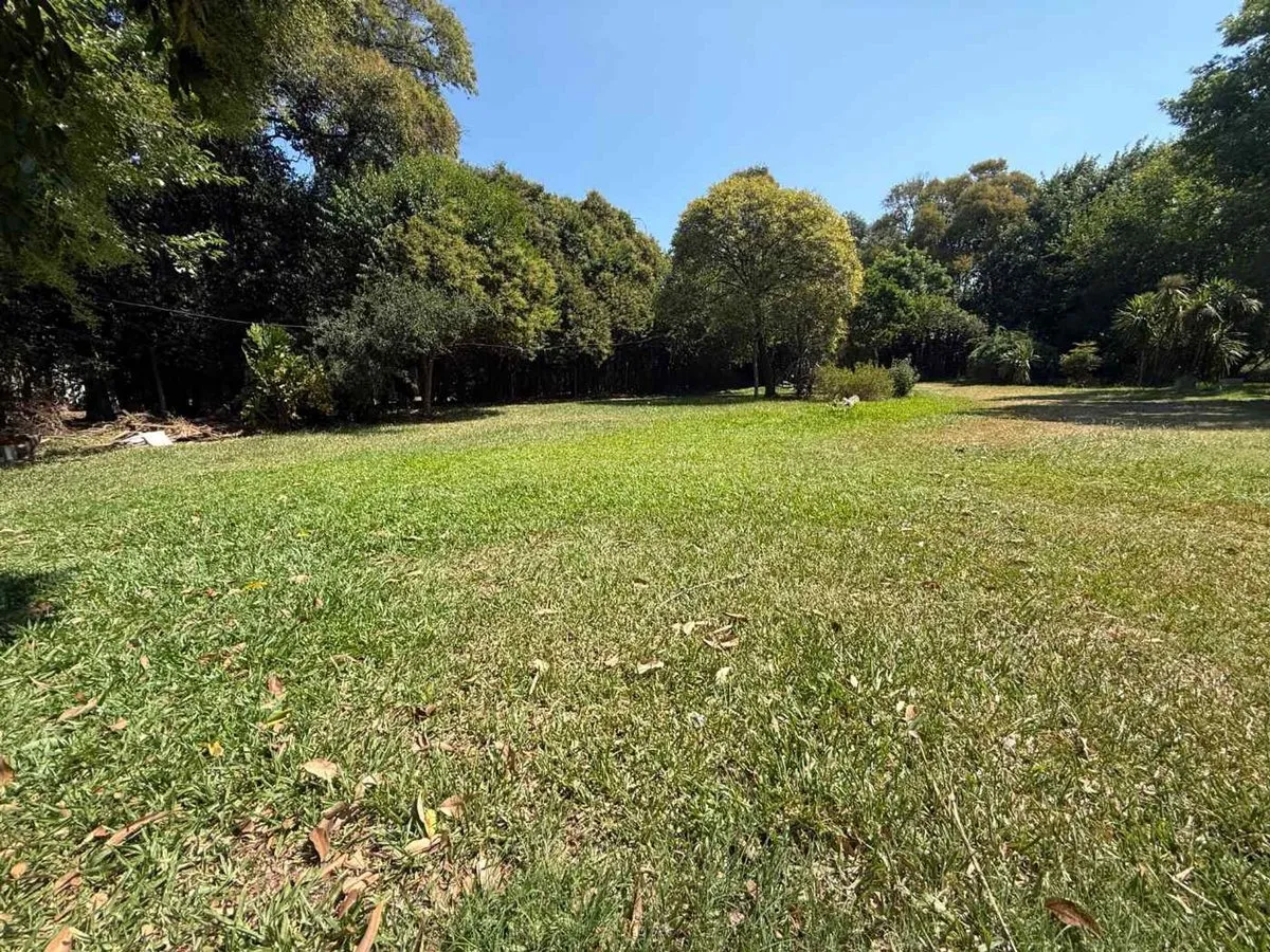Lote en Enrique Claudio Capello 600